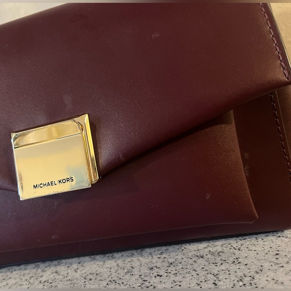 Michael Kors Lita Crossbody - Picture 7 of 9